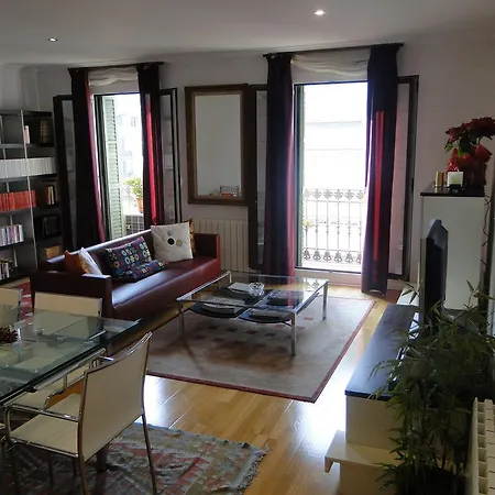 Channing Apartment *